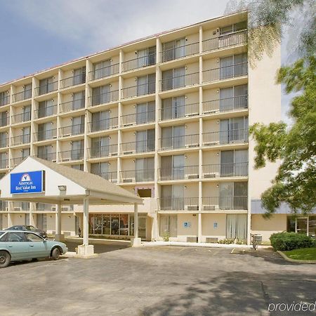 Broadview Inn Suites 盖尔斯堡 外观 照片